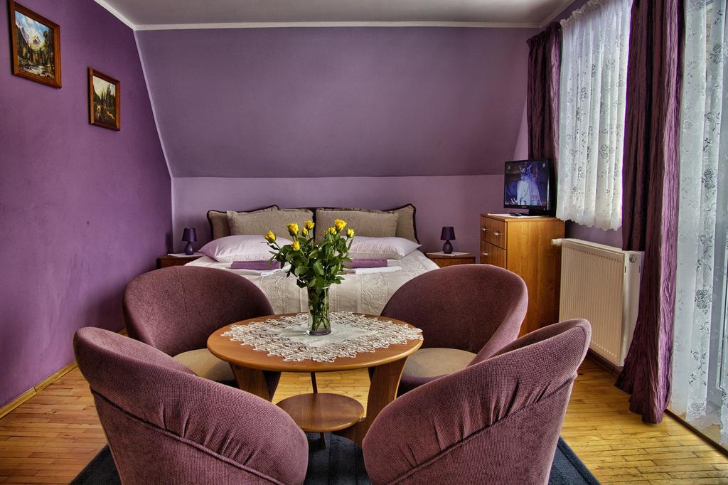 Willa Marta M Bed & Breakfast Zakopane Bilik gambar